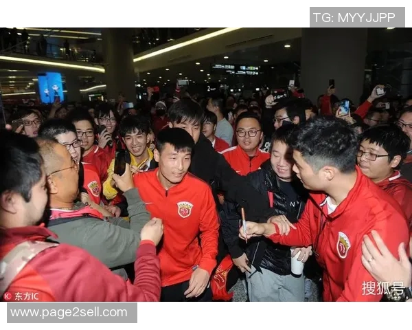 上港与国安激战全场回顾球迷热情助威精彩瞬间不容错过